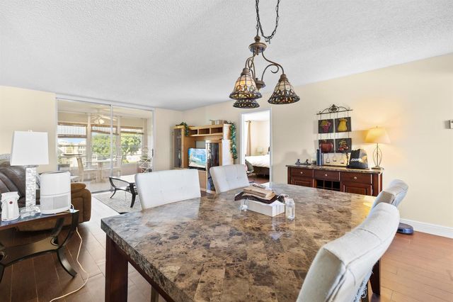 14671 Bonaire Boulevard 404, Delray Beach, FL 33446