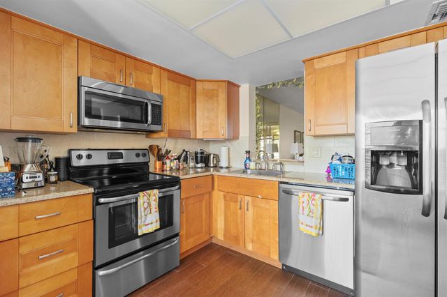 14671 Bonaire Boulevard 404, Delray Beach, FL 33446