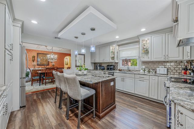 193 Dix Hills Road, Dix Hills, NY 11746