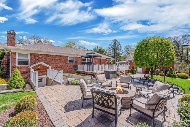 193 Dix Hills Road, Dix Hills, NY 11746