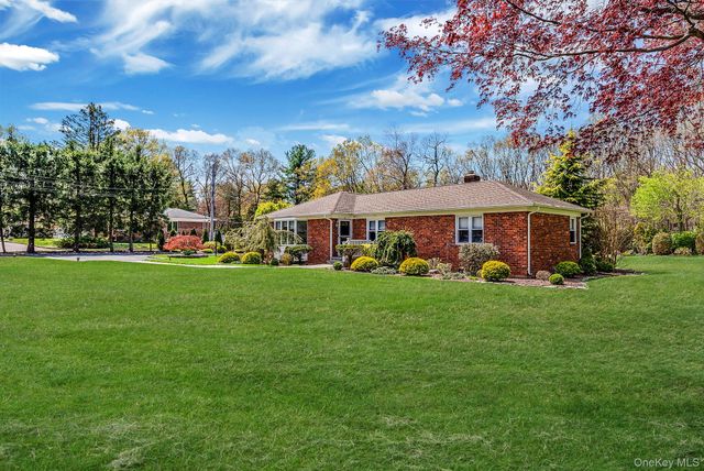 193 Dix Hills Road, Dix Hills, NY 11746