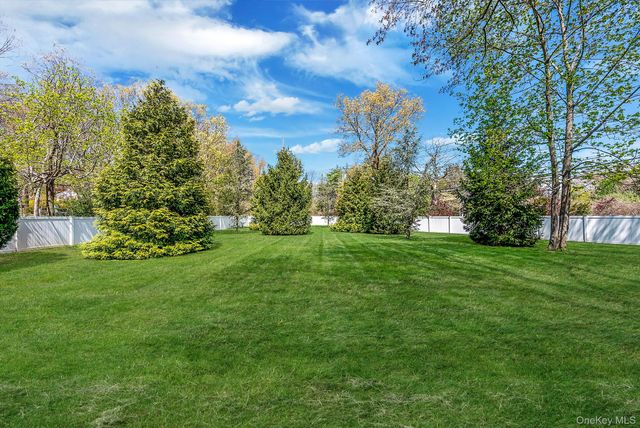 193 Dix Hills Road, Dix Hills, NY 11746