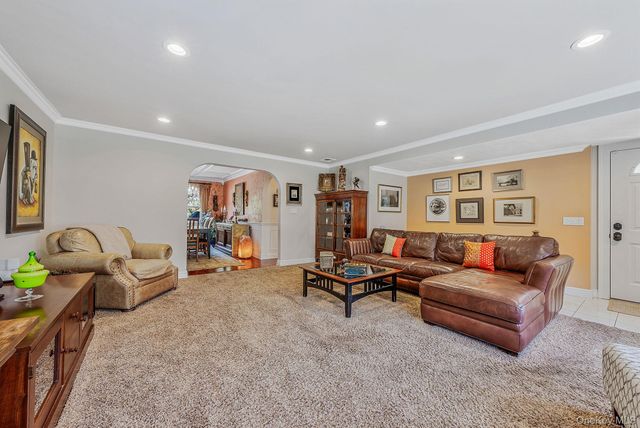 193 Dix Hills Road, Dix Hills, NY 11746