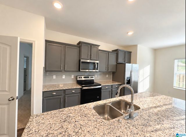 1104 MERION DRIVE, Calera, AL 35040