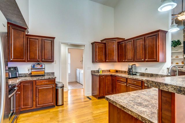 3001 Noble Court, Waco, KY 40385