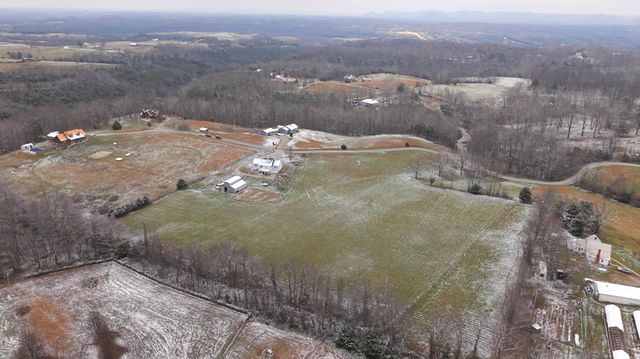 3001 Noble Court, Waco, KY 40385