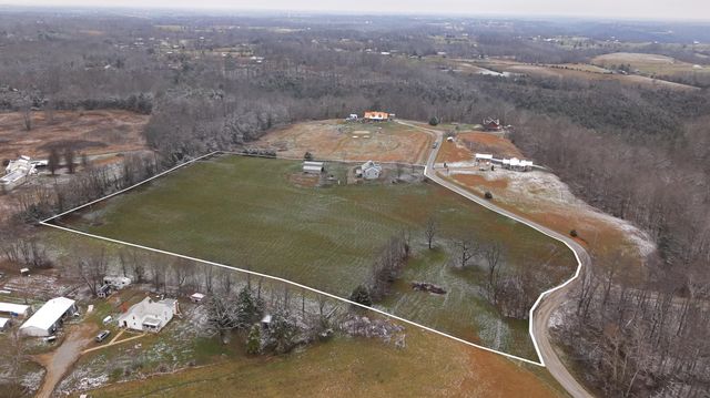 3001 Noble Court, Waco, KY 40385