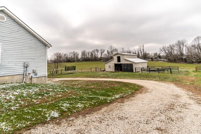 3001 Noble Court, Waco, KY 40385