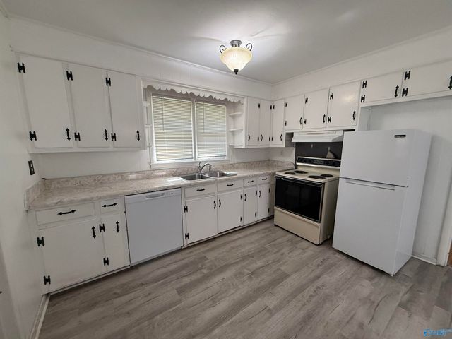 17854 County Road 460, Moulton, AL 35650