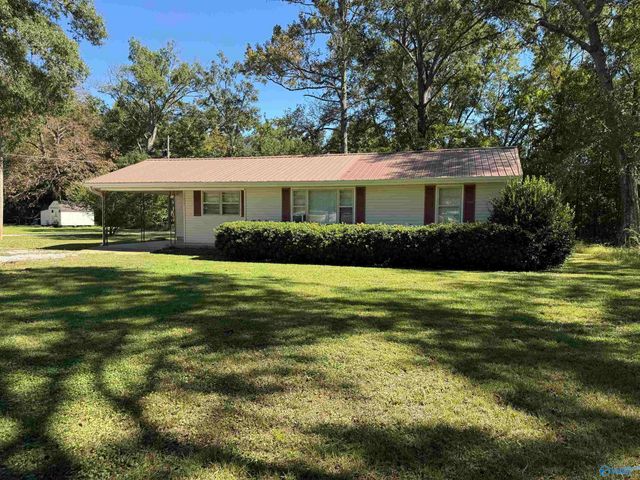 17854 County Road 460, Moulton, AL 35650