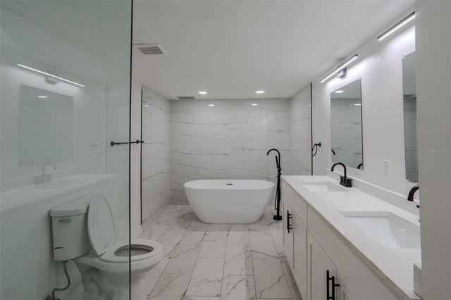 599 CAROLINA AVENUE, Fort Myers, FL 33905