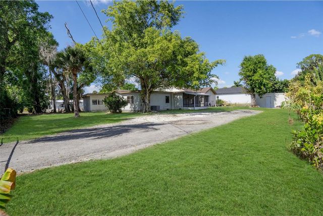 599 CAROLINA AVENUE, Fort Myers, FL 33905