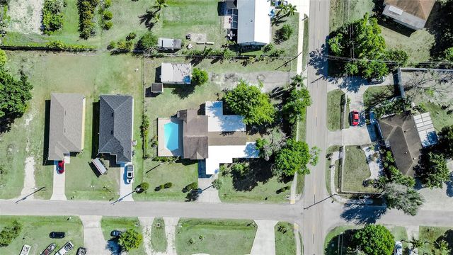 599 CAROLINA AVENUE, Fort Myers, FL 33905