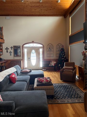 5138 Fisher Corinth Road, Farmdale, OH 44417