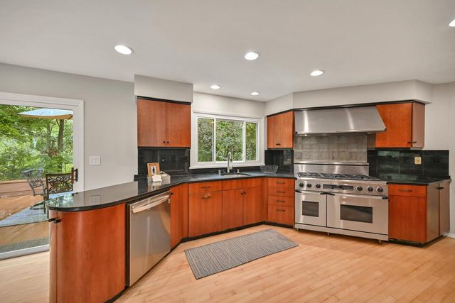 9484 N Fairway DRIVE, Bayside, WI 53217