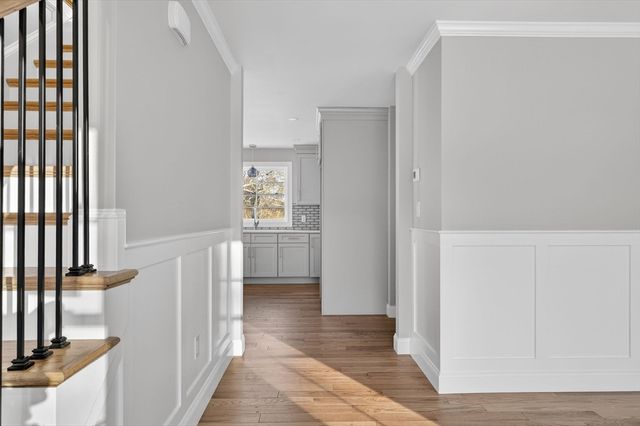 3 Earle St, Fairhaven, MA 02739