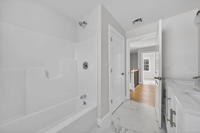 3 Earle St, Fairhaven, MA 02739