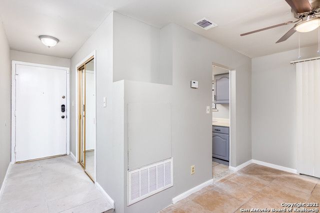 11843 Braesview Apt 301, San Antonio, TX 78213