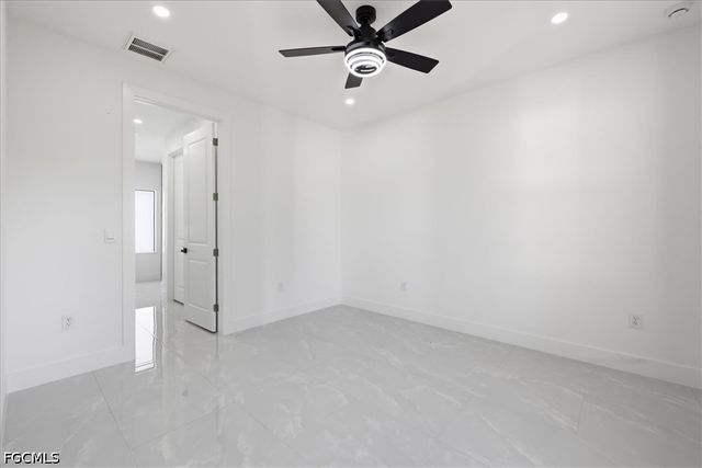 3010 37th ST SW, Lehigh Acres, FL 33976