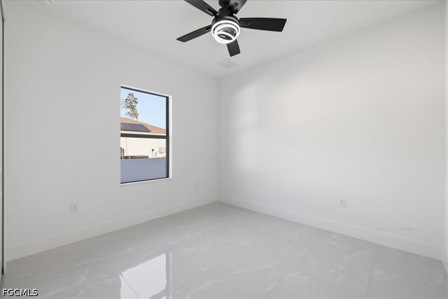 3010 37th ST SW, Lehigh Acres, FL 33976