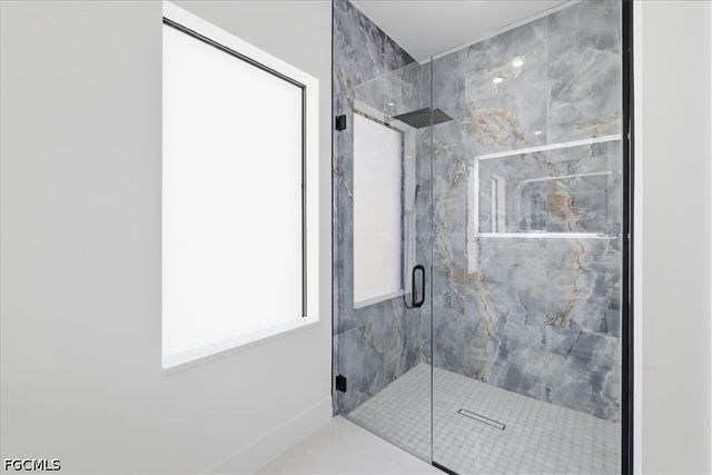 3010 37th ST SW, Lehigh Acres, FL 33976