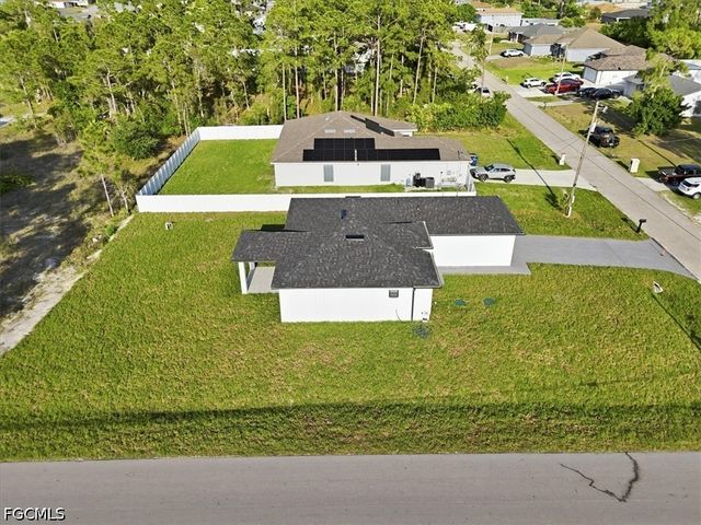 3010 37th ST SW, Lehigh Acres, FL 33976