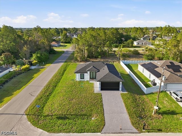 3010 37th ST SW, Lehigh Acres, FL 33976