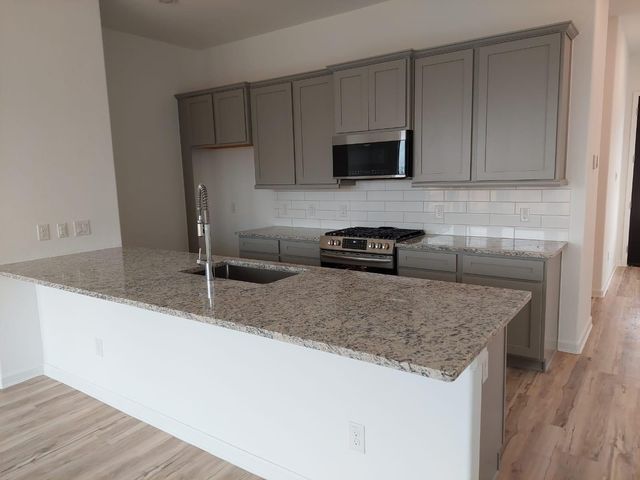 4110 Balboa Drive, Iowa Colony, TX 77583