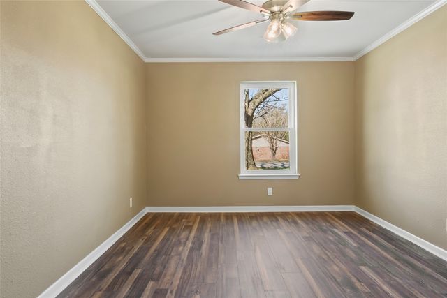 712 N 4th, Wills Point, TX 75169