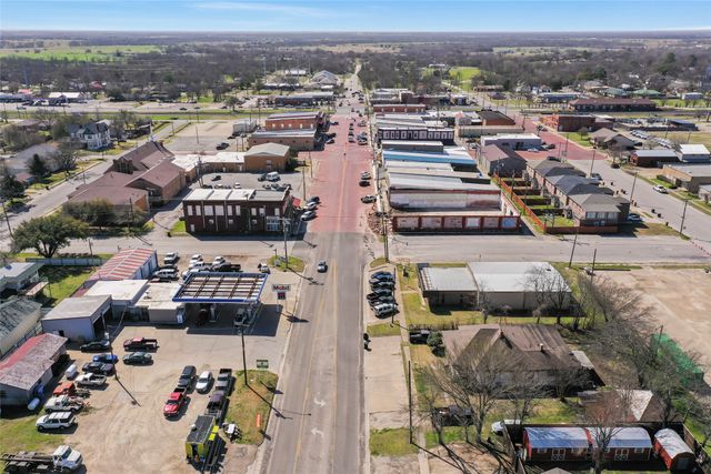 712 N 4th, Wills Point, TX 75169