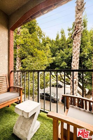 1957 N Bronson Avenue 117, Los Angeles, CA 90068
