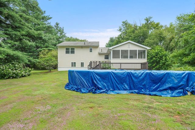 9 Barnes Drive, Wappingers Falls, NY 12590