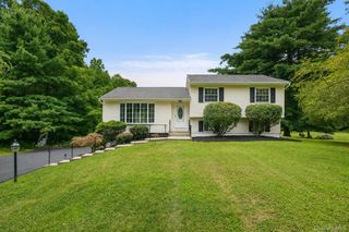 9 Barnes Drive, Wappingers Falls, NY 12590