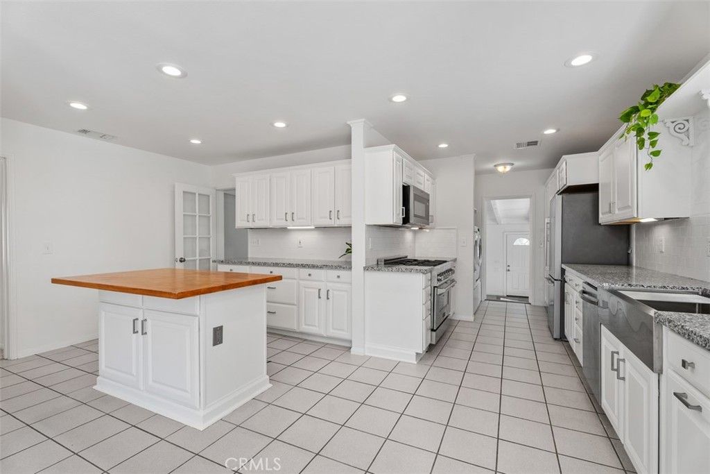 4702 Radnor Avenue, Lakewood, CA 90713 — exterior