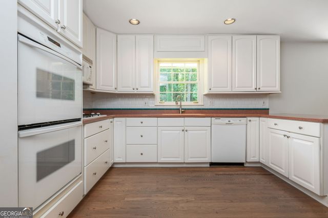 5599 Bend Creek Road, Atlanta, GA 30338