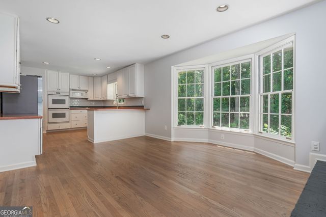 5599 Bend Creek Road, Atlanta, GA 30338