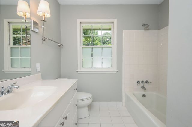 5599 Bend Creek Road, Atlanta, GA 30338