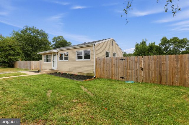222 CROSS KEYS ROAD RD, Berlin, NJ 08009