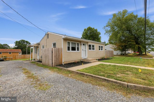 222 CROSS KEYS ROAD RD, Berlin, NJ 08009