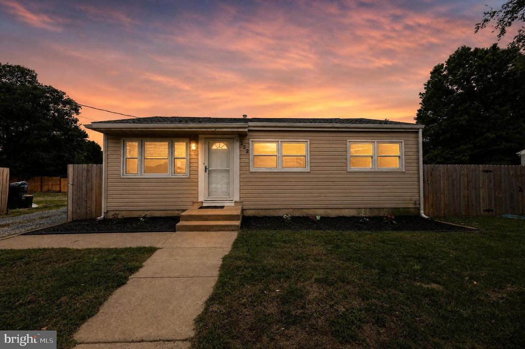 222 CROSS KEYS ROAD RD, Berlin, NJ 08009 — exterior