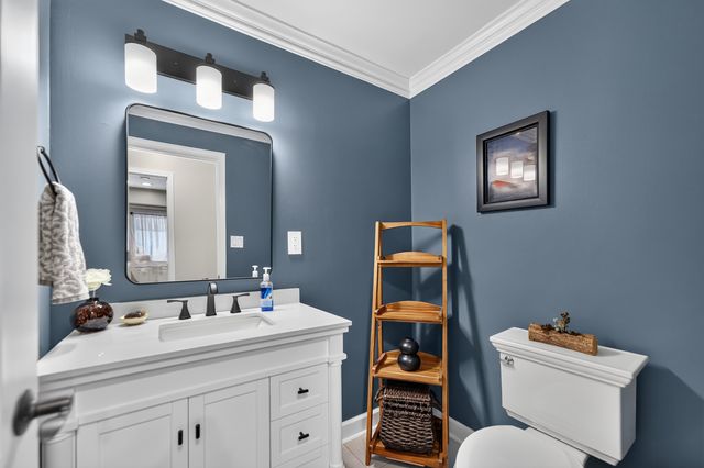 1206 Aberdeen Road, Inverness, IL 60067