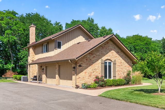 1206 Aberdeen Road, Inverness, IL 60067