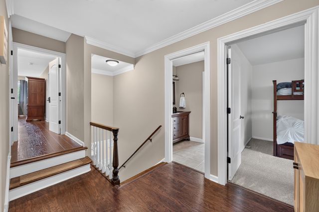 1206 Aberdeen Road, Inverness, IL 60067