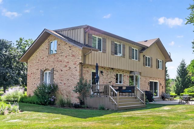 1206 Aberdeen Road, Inverness, IL 60067