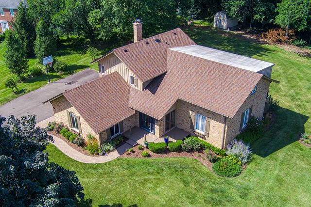 1206 Aberdeen Road, Inverness, IL 60067
