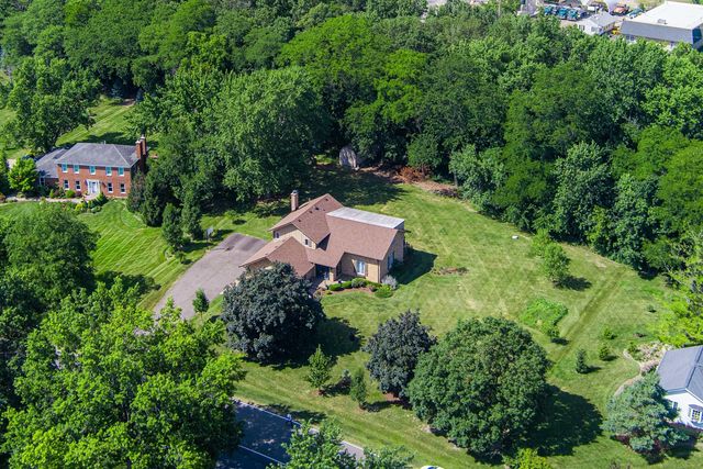 1206 Aberdeen Road, Inverness, IL 60067