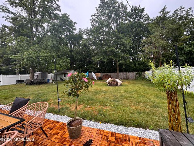 80 Andover Lane, Aberdeen, NJ 07747