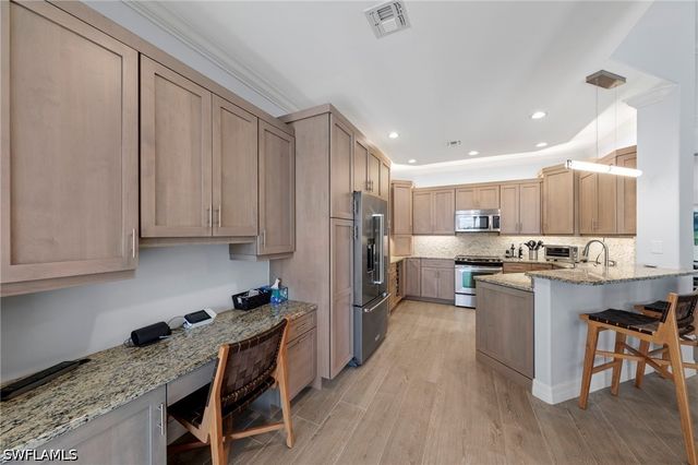 9170 Bayberry BEND 202, Fort Myers, FL 33908