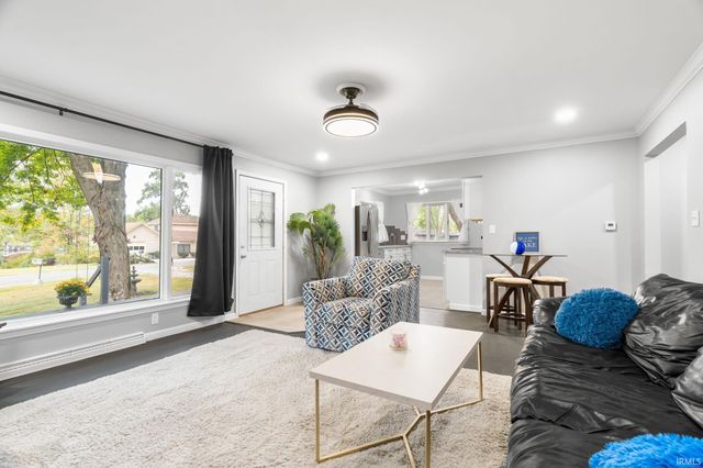 5255 E Bay Front Court, Monticello, IN 47960