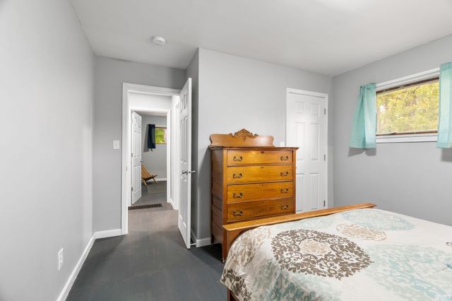 5255 E Bay Front Court, Monticello, IN 47960